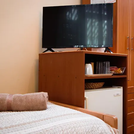 Private Accommodation Milisa Guest house *